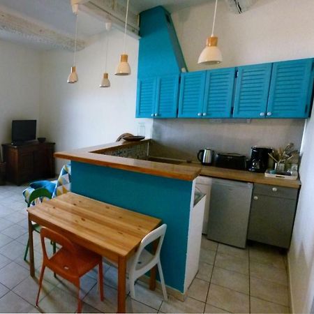 Appartement Au Pied Du Gardon. Remoulins Buitenkant foto